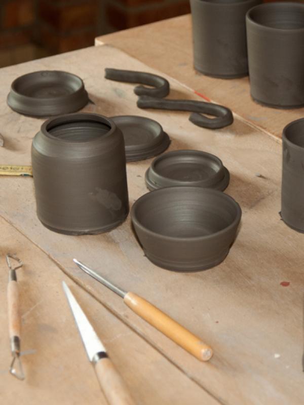 Deux mains la terre - Marc Zommer Photographies