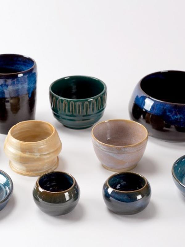 Deux mains la terre -  Marc Zommer Photographies