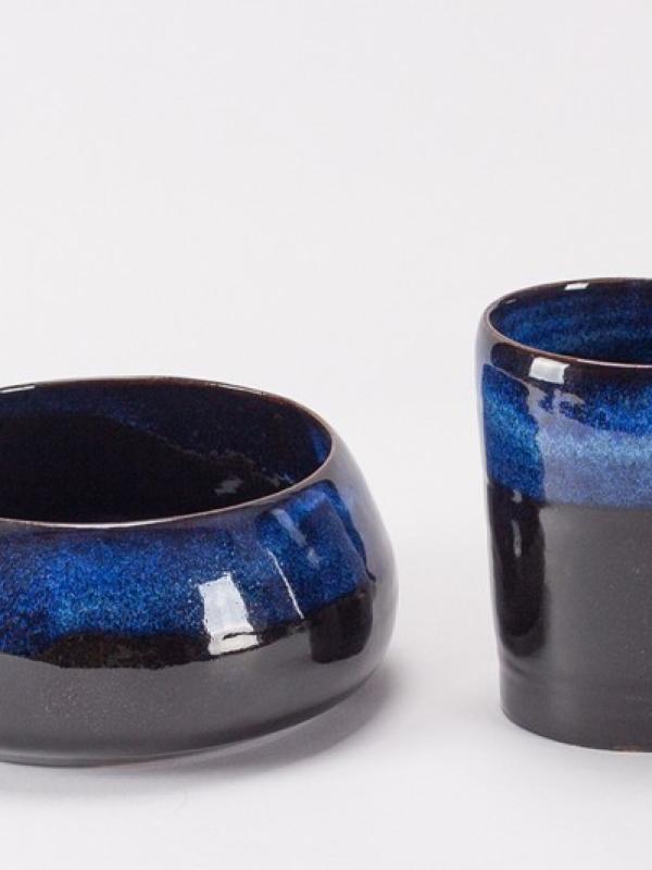 Deux mains la terre -  Marc Zommer Photographies