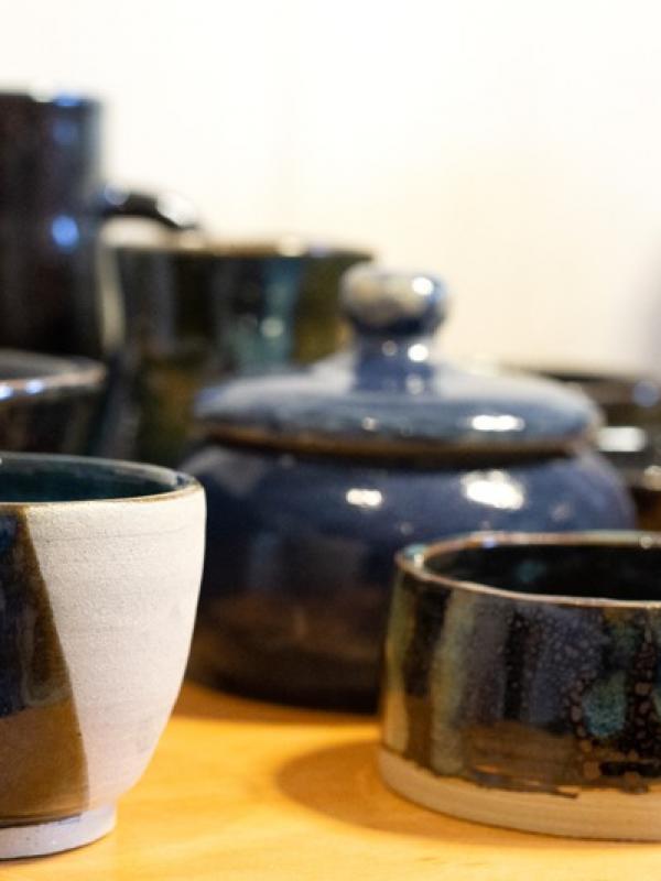 Deux mains la terre - Marc Zommer Photographies