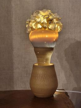 03 deux mains la terre cathy ocquet poterie region lilloise web