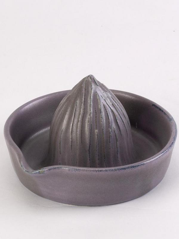 Presse agrumes 1 deux mains la terre marc zommer photographies