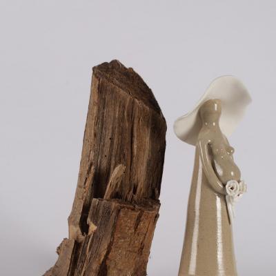 Statuettes poaa deux mains la terre marc zommer photographies 4a1