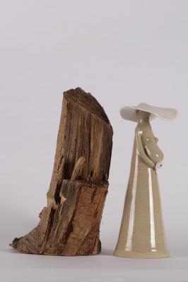 Statuettes poaa deux mains la terre marc zommer photographies 5a1 copie 1