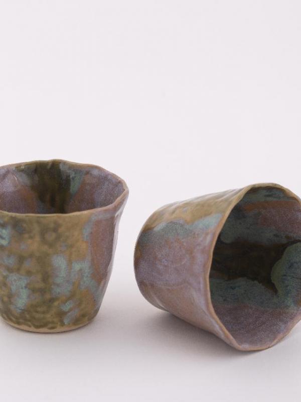 Ver1 deux mains la terre marc zommer photographies poterie lille 35